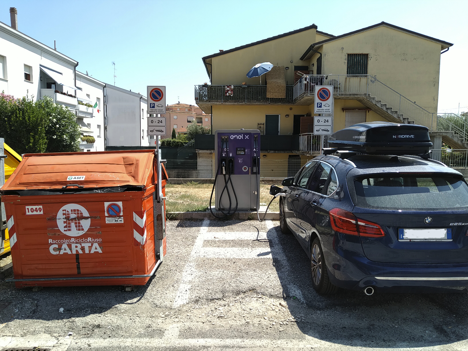 Fano-Parcheggio-dietro-stazione-FS (1).jpg